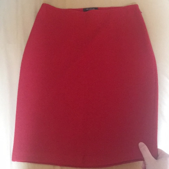 St John Knit Pencil Skirt - Picture 3 of 9